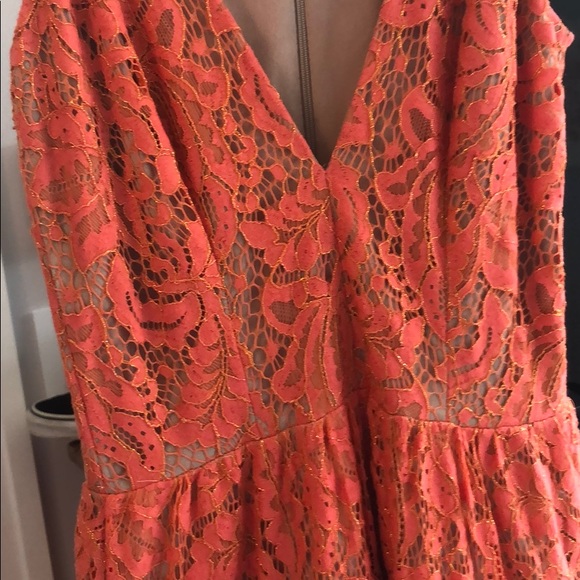 Beautiful orange gown - Picture 3 of 3